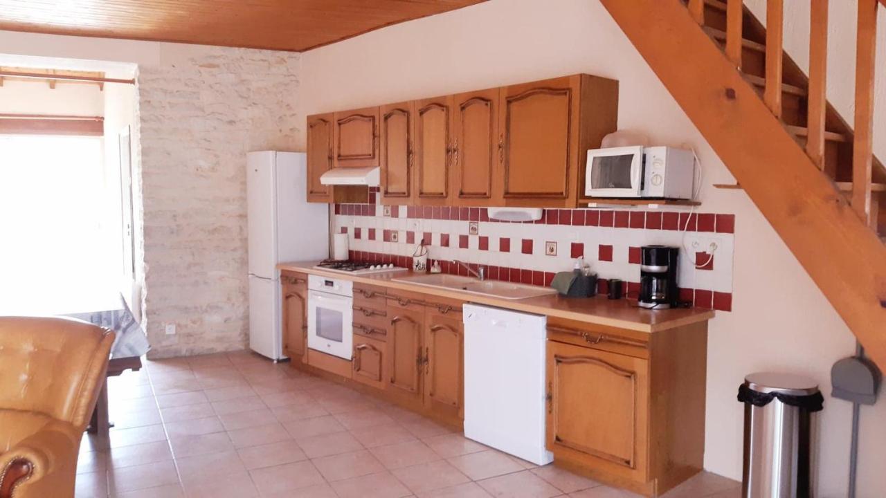Fossemagne Gites Le Clos De Lamie Avec 2 Piscines Privees מראה חיצוני תמונה