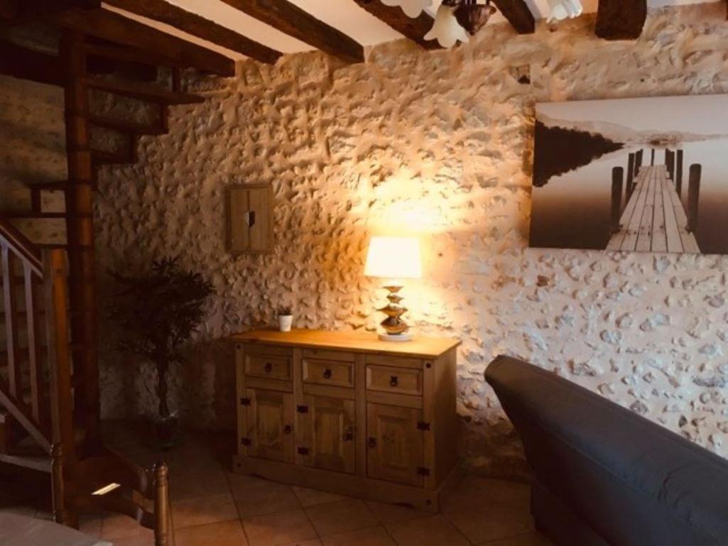 Fossemagne Gites Le Clos De Lamie Avec 2 Piscines Privees מראה חיצוני תמונה