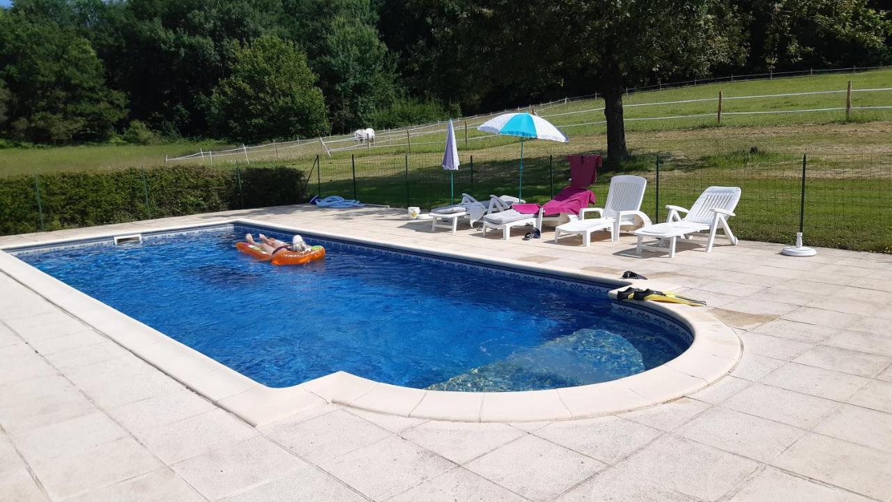 Fossemagne Gites Le Clos De Lamie Avec 2 Piscines Privees מראה חיצוני תמונה